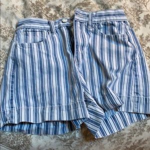 American Eagle Size 2 Striped Shorts